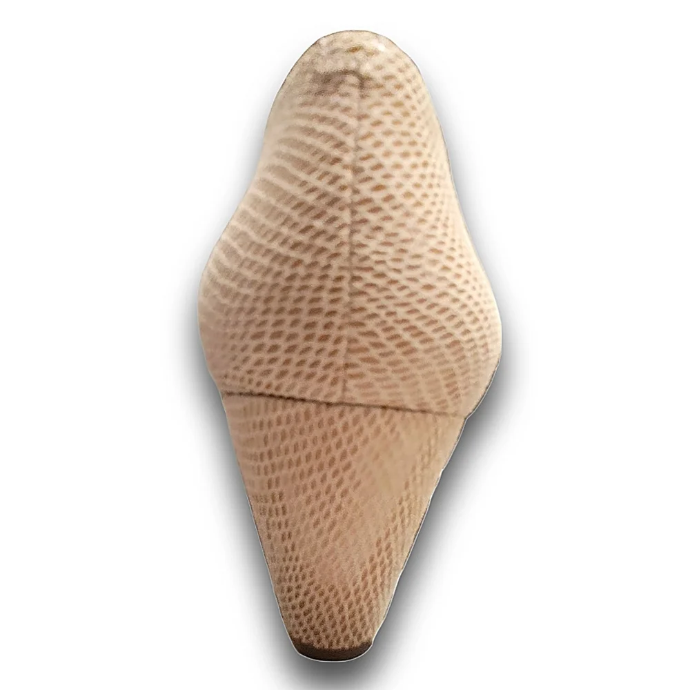 BCBGeneration Tan Beige Snake Embossed Leather Wedge Heel Shoes SZ 7 Round Toe - Picture 5 of 14